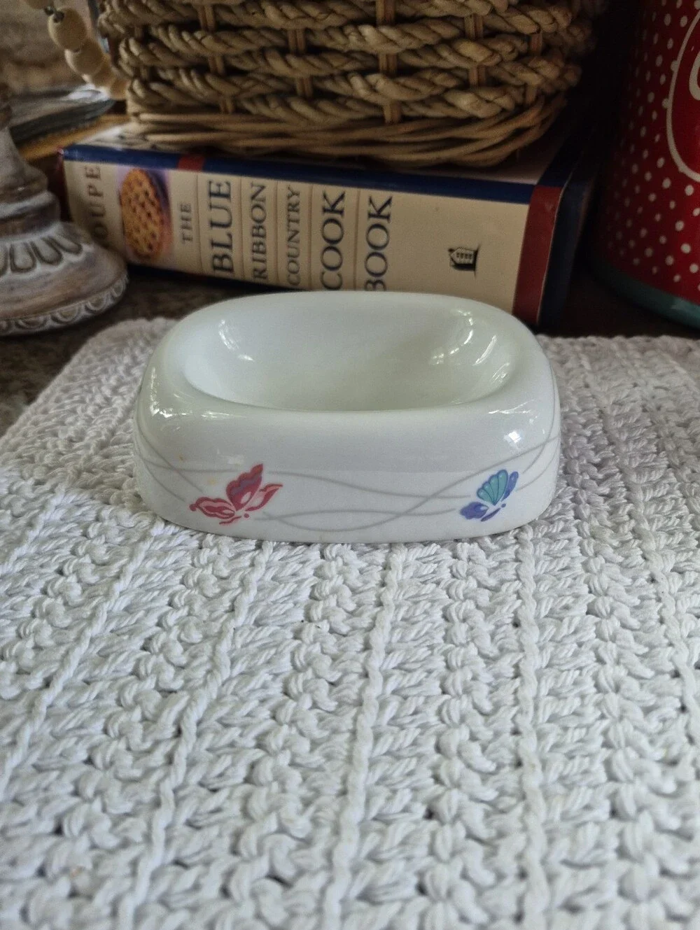 🌿5/$25 Vintage Avon Butterflies Soap Dish